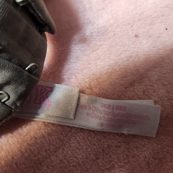 Pink push up bra - Picture 3 of 3